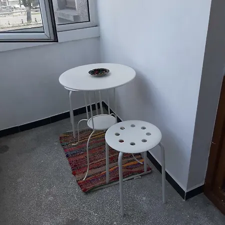 Apartment Miras' *